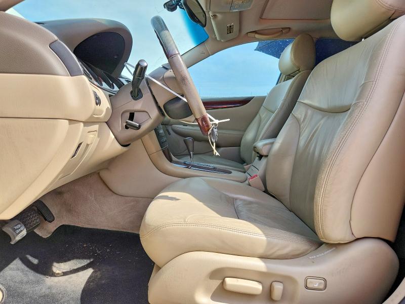 Photo 7 from auction – 2002 LEXUS ES with VIN JTHBF30G720038624