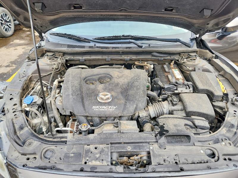 Photo 11 from auction – 2017 MAZDA 6 with VIN JM1GL1U50H1132716