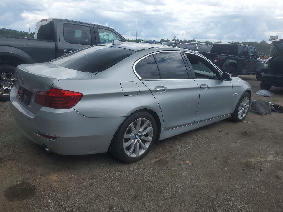 Photo 3 from auction – 2014 BMW 535 with VIN WBA5B3C59ED537195