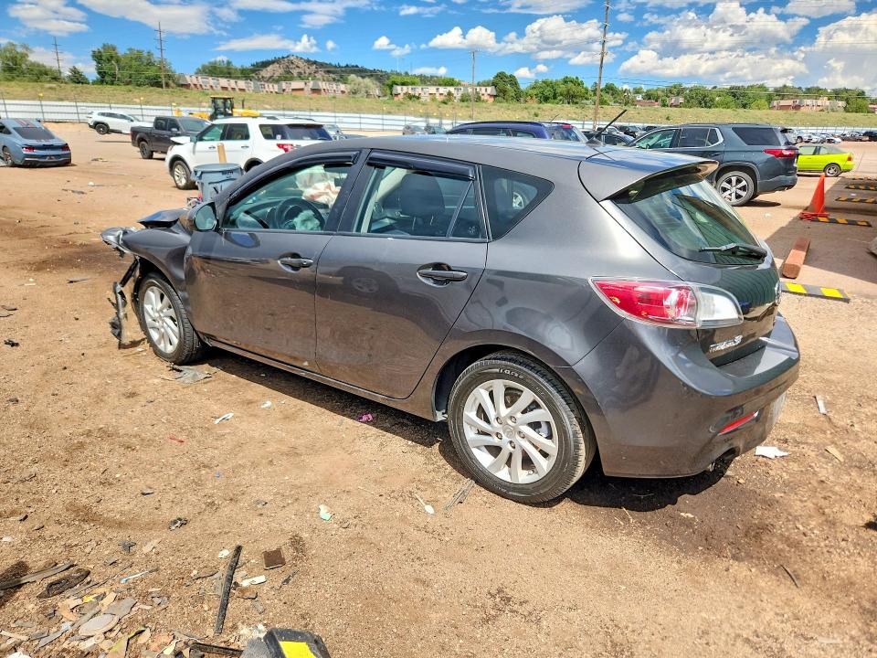 Photo 2 from auction – 2012 MAZDA 3 with VIN JM1BL1L77C1627713