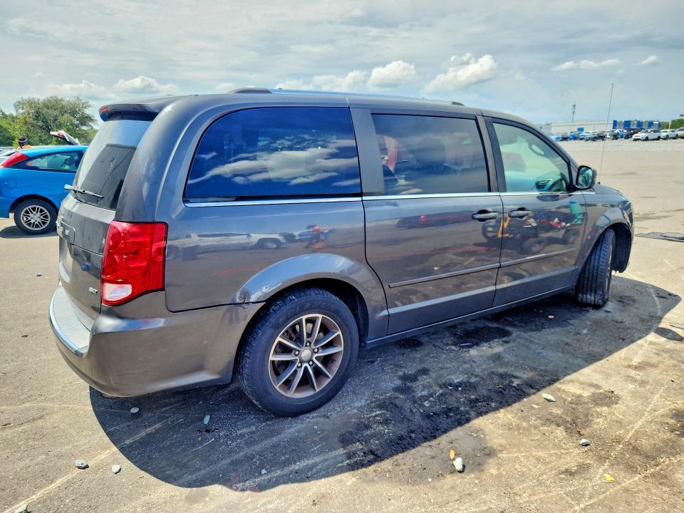 Photo 3 from auction – 2016 DODGE GRAND CARAVAN with VIN 2C4RDGCG8GR163766