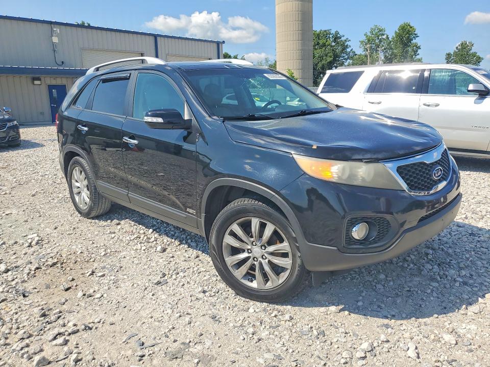 Photo 4 from auction – 2011 KIA SORENTO with VIN 5XYKUDA23BG038825