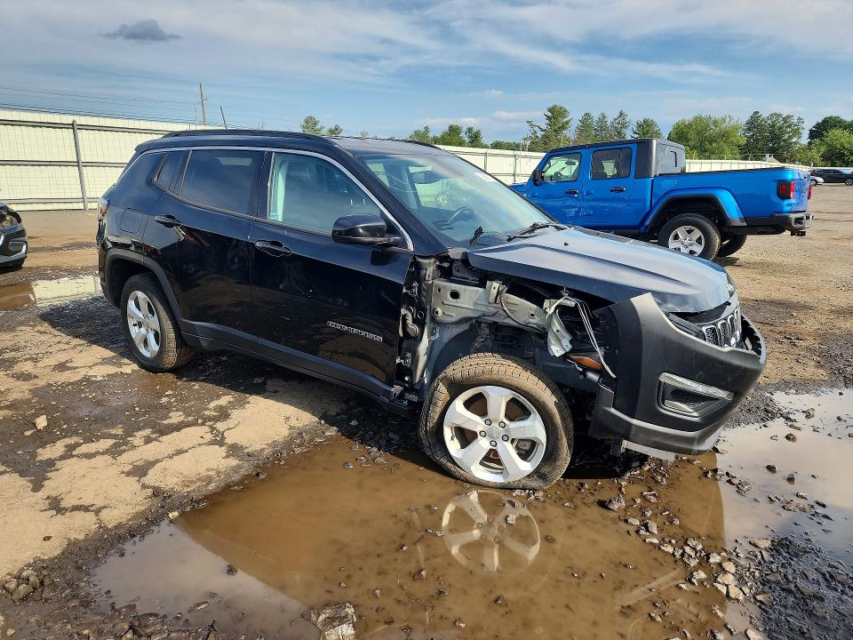 Photo 4 from auction – 2020 JEEP COMPASS with VIN 3C4NJDBB1LT124603