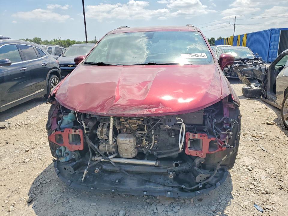 Photo 5 from auction – 2017 CHRYSLER PACIFICA with VIN 2C4RC1EG8HR729391