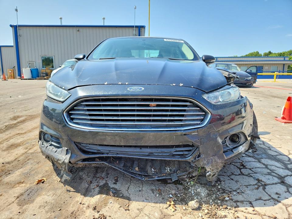 Photo 5 from auction – 2013 FORD FUSION with VIN 3FA6P0H71DR321046