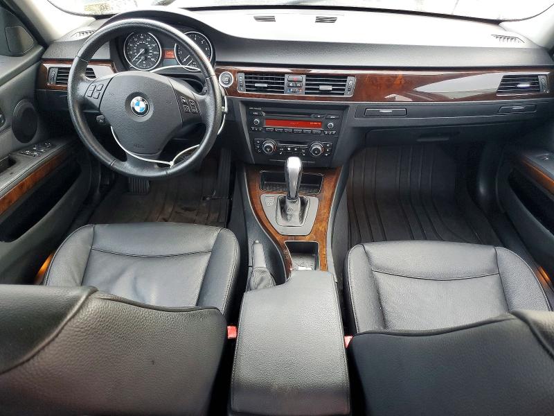 Photo 8 from auction – 2011 BMW 328 with VIN WBAPK7C58BA972626