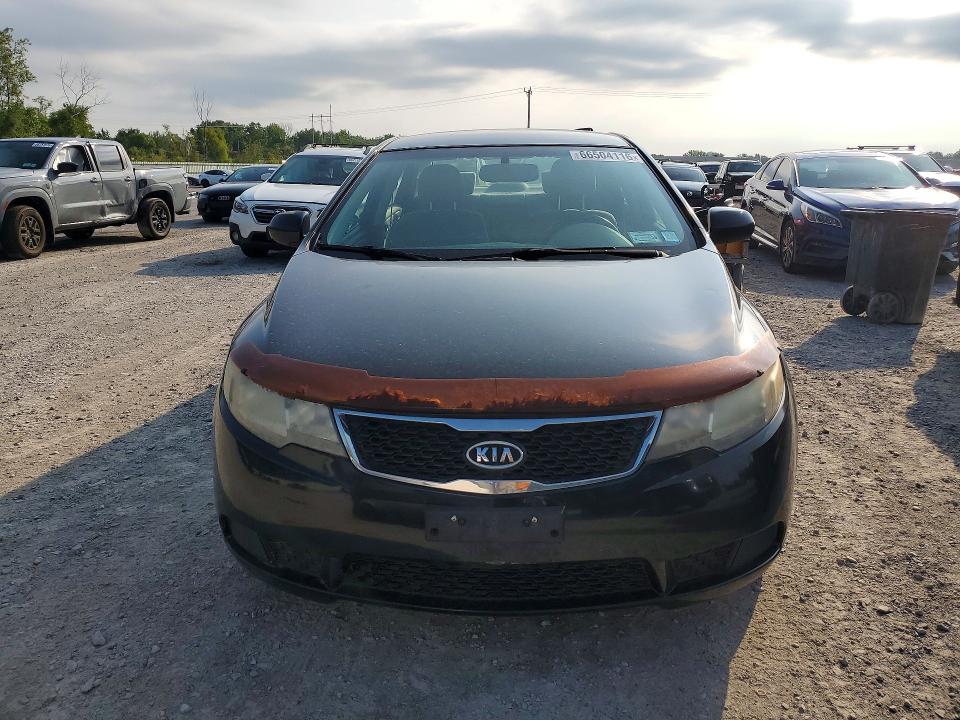 Photo 5 from auction – 2011 KIA FORTE with VIN KNAFT4A26B5890340