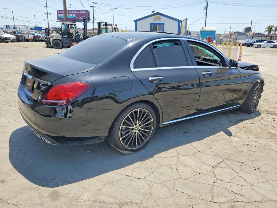 Photo 3 from auction – 2020 MERCEDES-BENZ C with VIN WDDWF8DB0LR558472