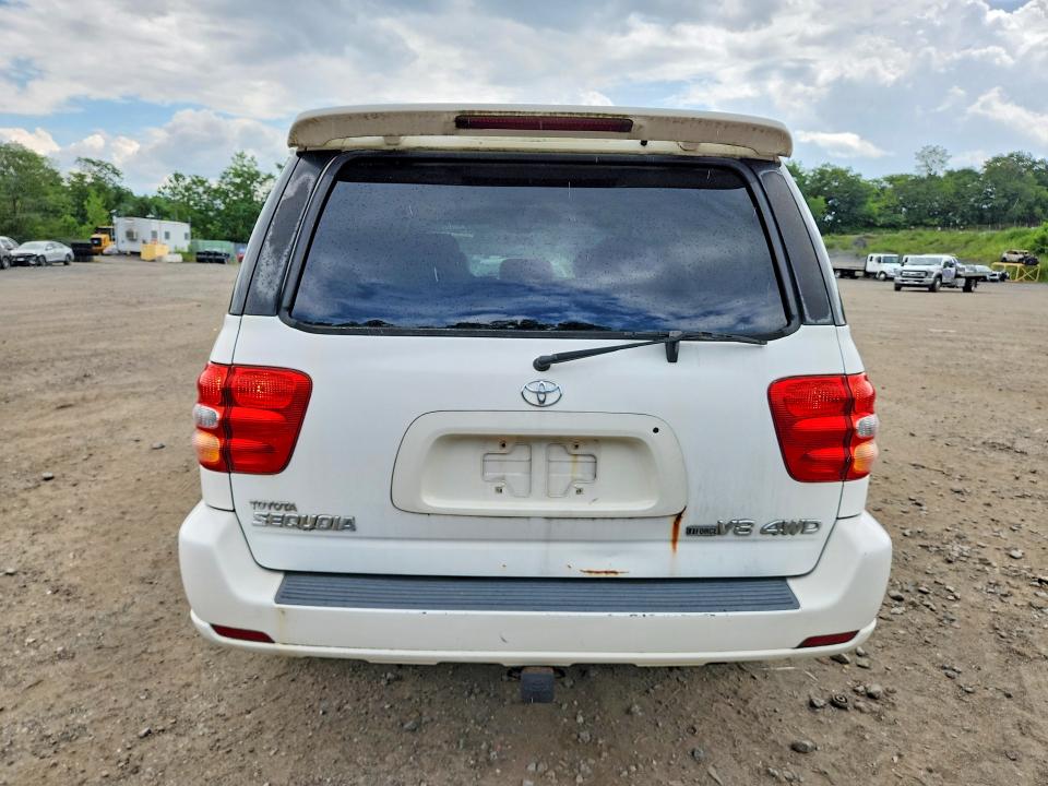 Photo 6 from auction – 2001 TOYOTA SEQUOIA with VIN 5TDBT48A11S052174