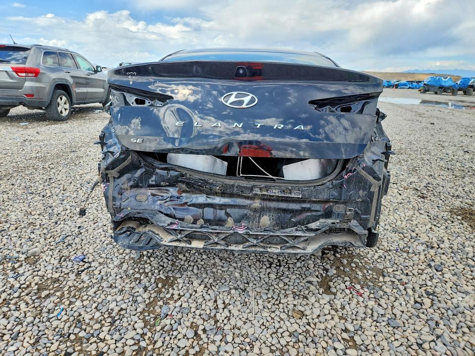 Photo 6 from auction – 2019 HYUNDAI ELANTRA with VIN KMHD74LF1KU775273