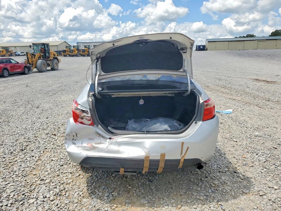 Photo 6 from auction – 2017 TOYOTA COROLLA with VIN 5YFBURHE1HP736755