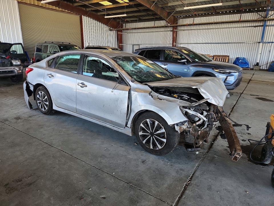 Photo 4 from auction – 2016 NISSAN ALTIMA with VIN 1N4AL3AP9GC201385