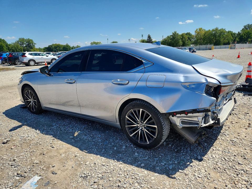 Photo 2 from auction – 2022 LEXUS ES 350 with VIN 58ADZ1B14NU131813