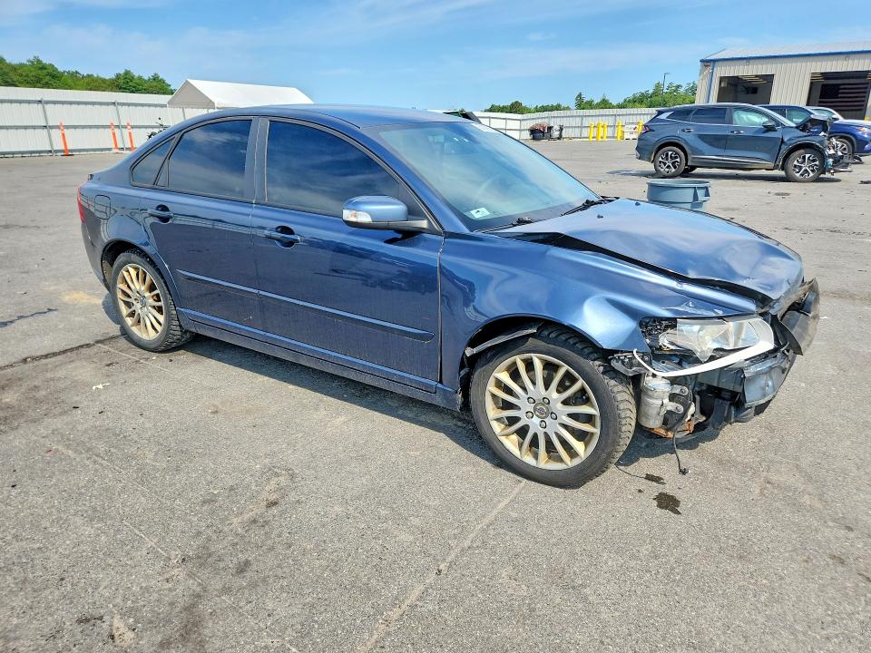 Photo 4 from auction – 2011 VOLVO S40 with VIN YV1672MS4B2540224