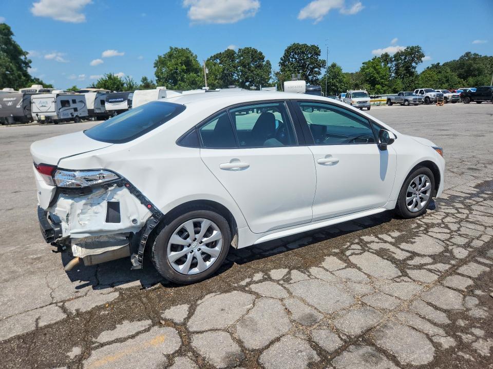 Photo 3 from auction – 2022 TOYOTA COROLLA with VIN 5YFEPMAE8NP326869