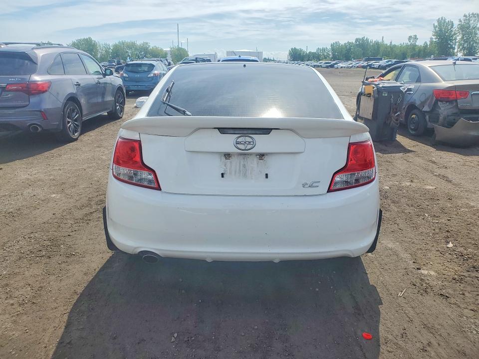 Photo 6 from auction – 2011 SCION TC with VIN JTKJF5C78B3000346