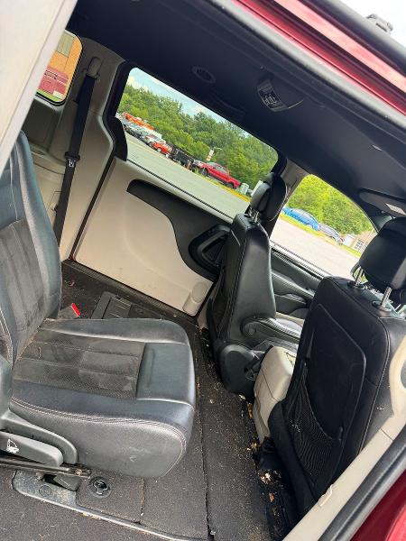 Photo 6 from auction – 2017 DODGE GRAND CARAVAN with VIN 2C4RDGCG8HR761468