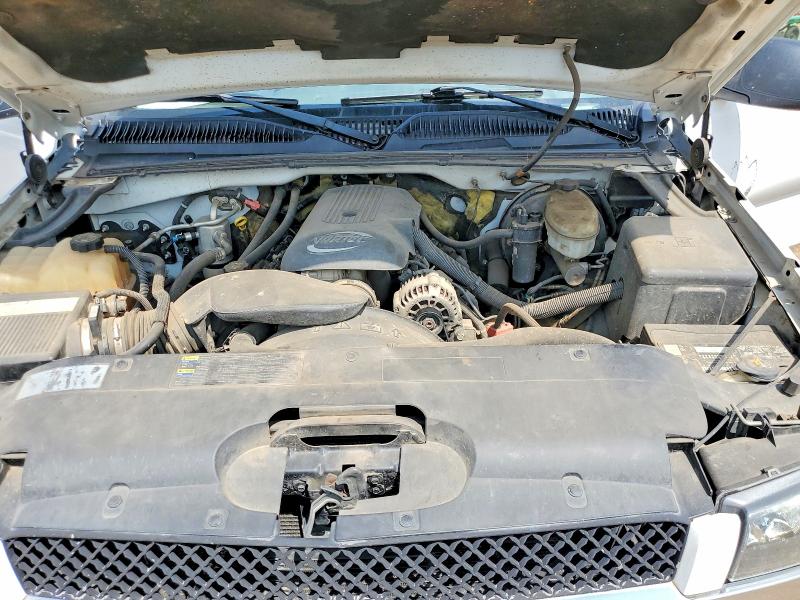 Photo 11 from auction – 2004 CHEVROLET SILVERADO with VIN 2GCEK13T841379836
