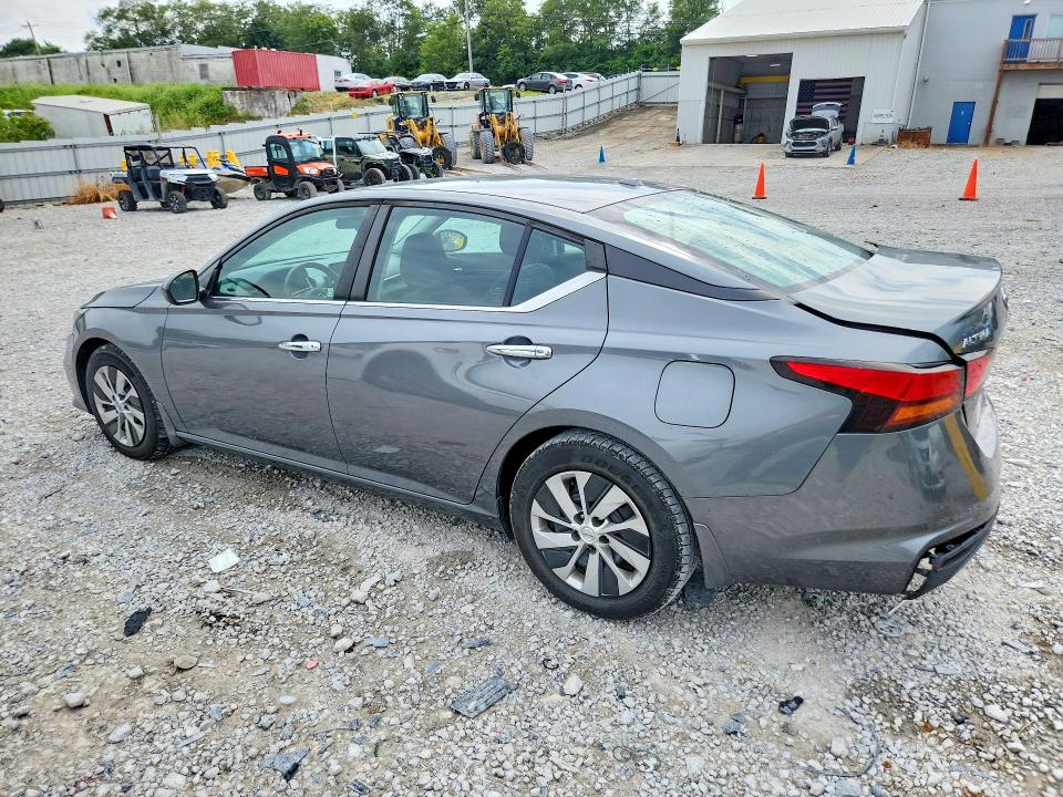 Photo 2 from auction – 2019 NISSAN ALTIMA with VIN 1N4BL4BV8KC175765