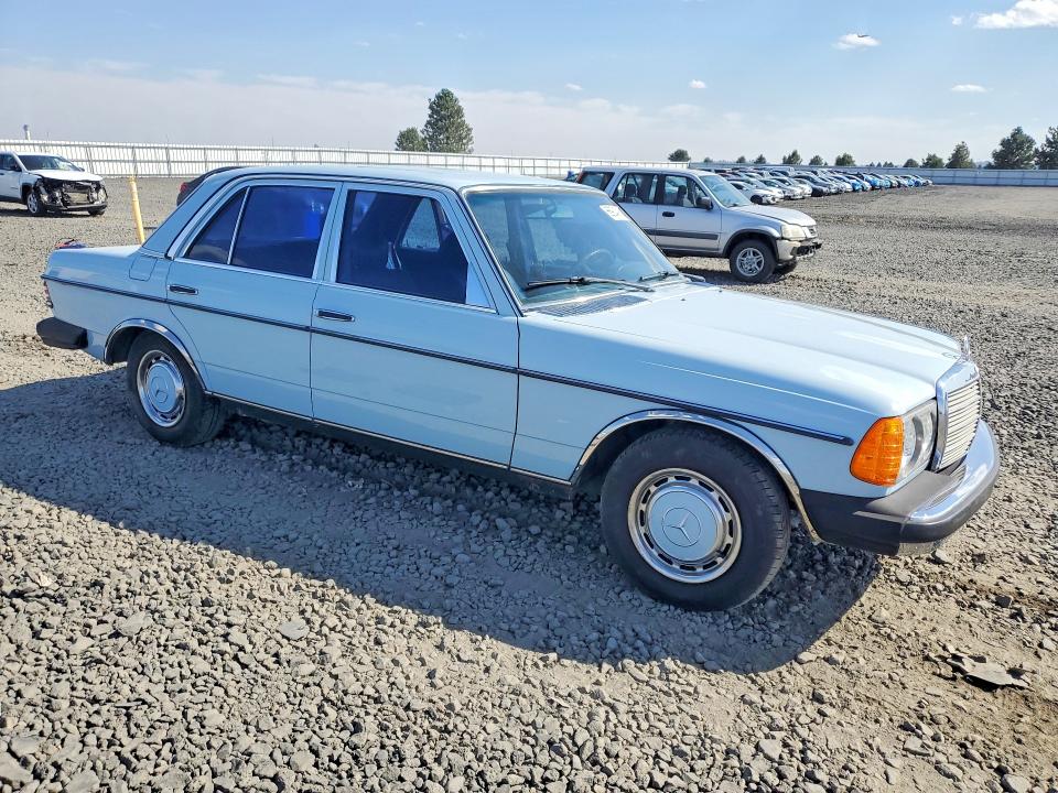 Photo 4 from auction – 1977 MERZ 280-CLASS with VIN 12303312028211