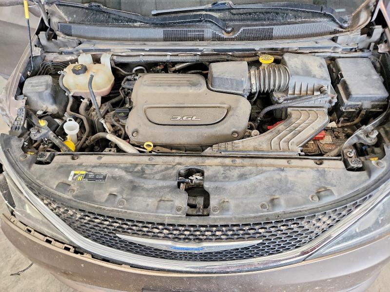 Фото 12 с аукциона – 2018 CHRYSLER PACIFICA с VIN 2C4RC1GG8JR252433