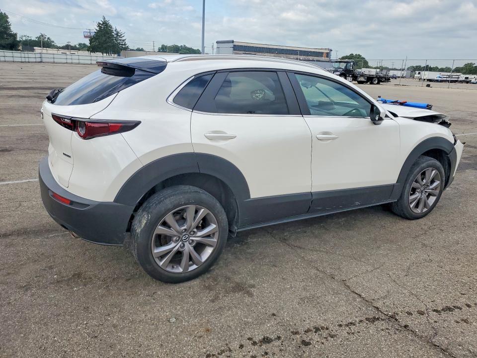 Photo 3 from auction – 2022 MAZDA CX-30 with VIN 3MVDMBCLXNM412209