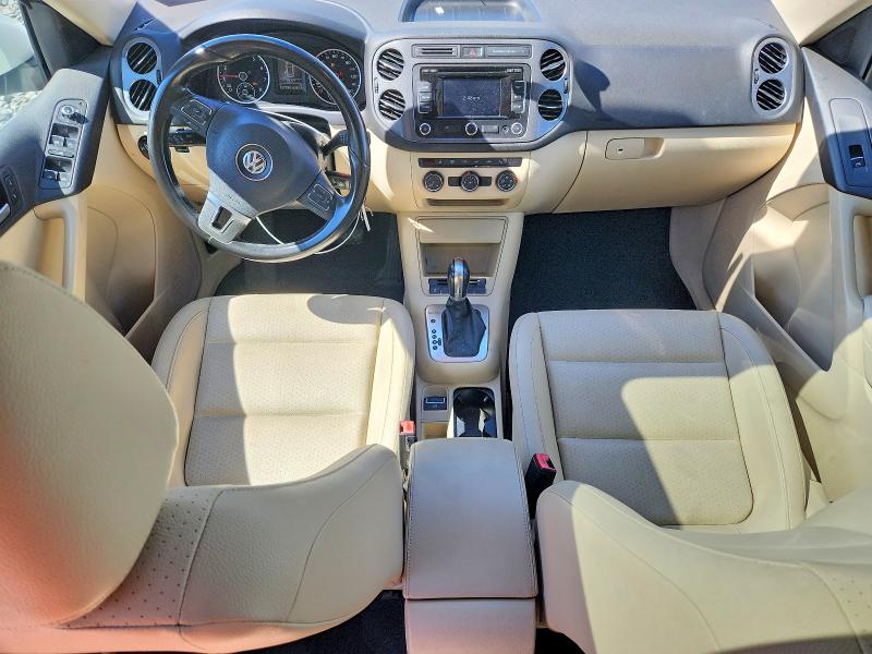 Photo 8 from auction – 2013 VOLKSWAGEN TIGUAN with VIN WVGBV3AX5DW597183