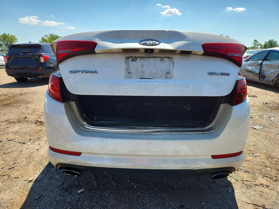 Photo 6 from auction – 2011 KIA OPTIMA with VIN KNAGN4A74B5120910