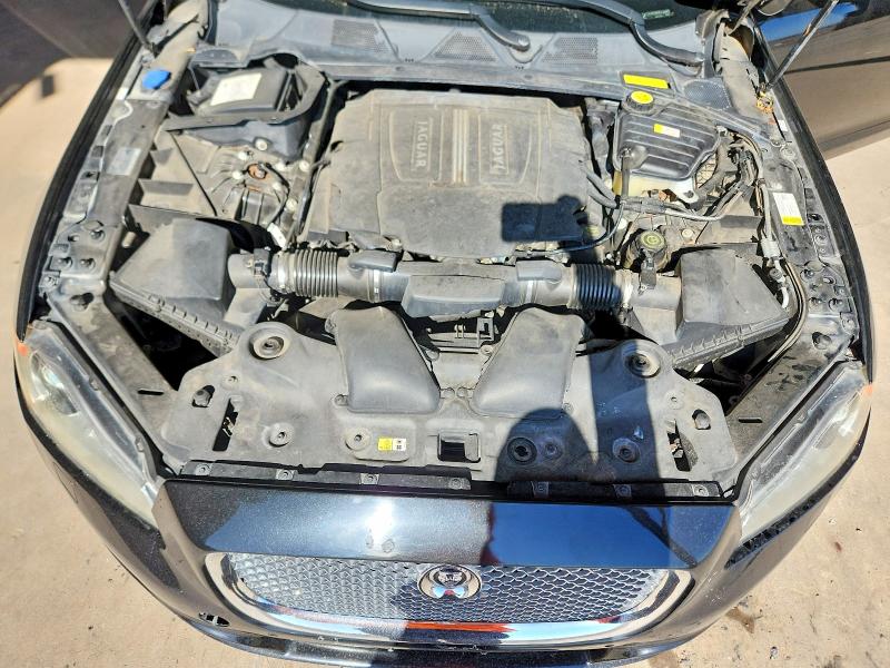 Photo 11 from auction – 2011 JAGUAR XJL with VIN SAJWA2GB4BLV18528