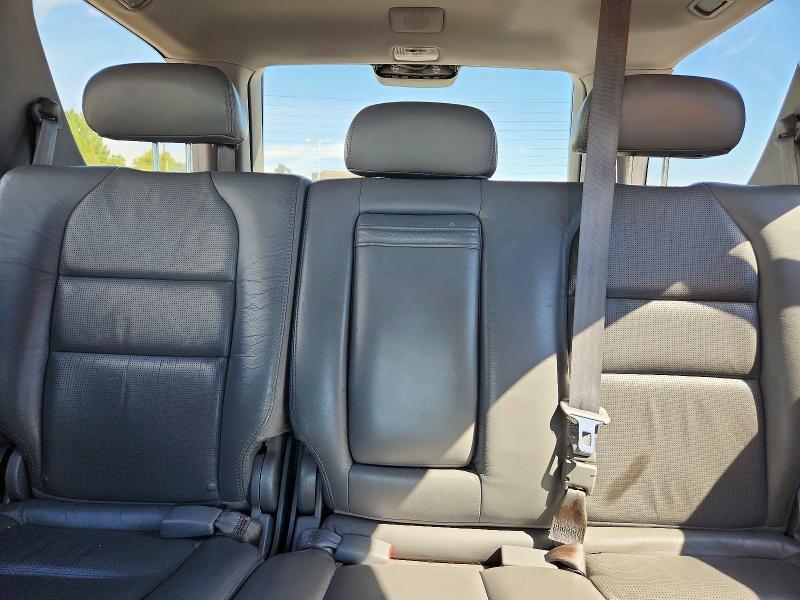 Photo 10 from auction – 2004 ACURA MDX with VIN 2HNYD18844H523413