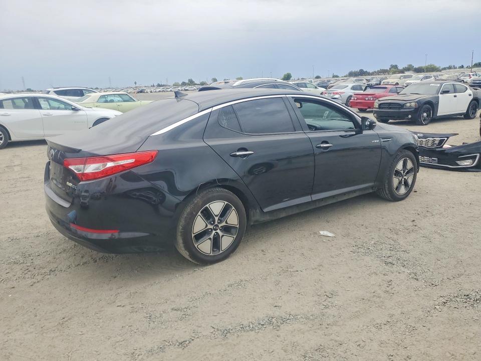 Photo 3 from auction – 2013 KIA OPTIMA with VIN KNAGM4AD9D5058593