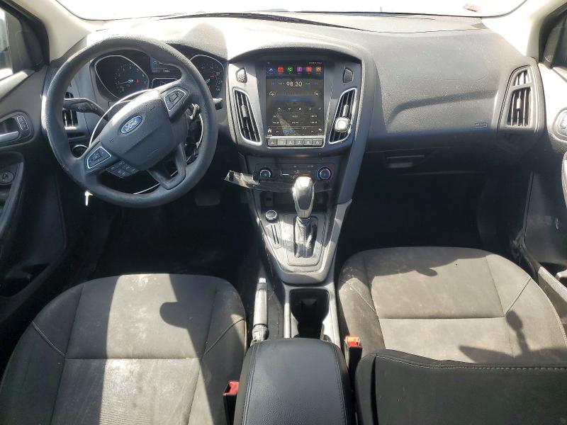 Photo 8 from auction – 2015 FORD FOCUS with VIN 1FADP3F28FL301569