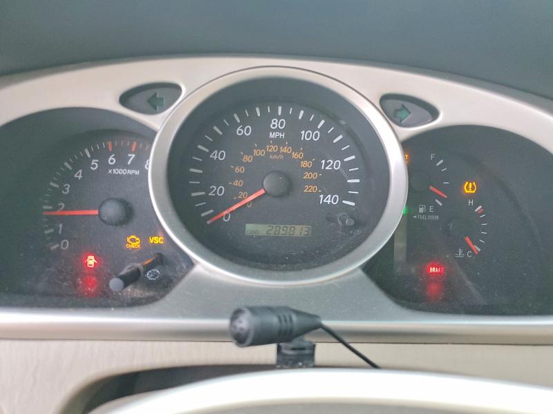 Photo 9 from auction – 2004 TOYOTA HIGHLANDER with VIN JTEEP21A740026813
