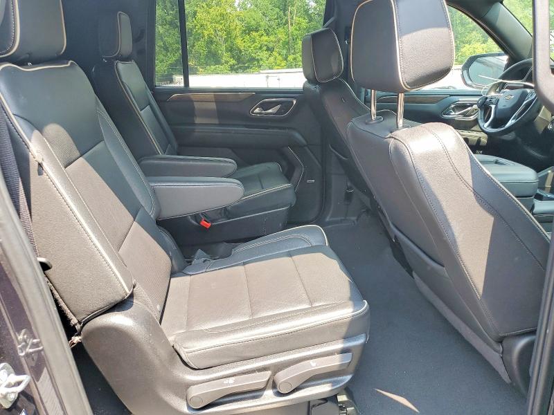 Photo 11 from auction – 2023 CHEVROLET SUBURBAN with VIN 1GNSCFKD8PR552684