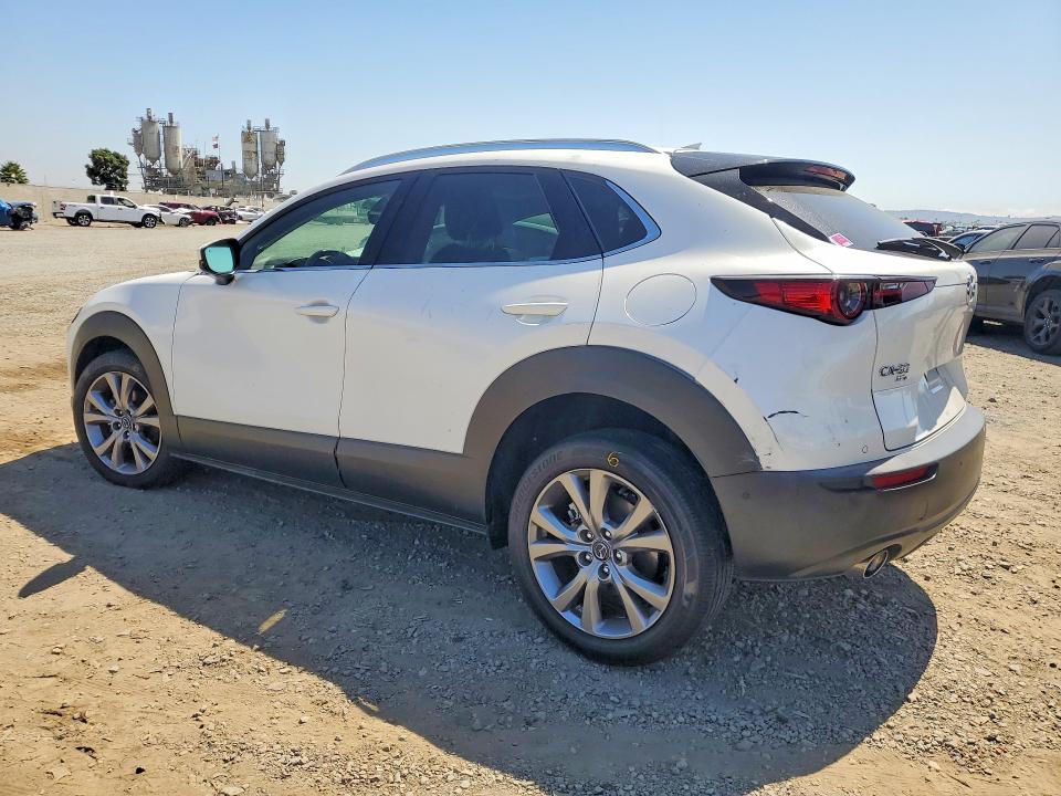 Photo 2 from auction – 2021 MAZDA CX-30 with VIN 3MVDMBEY2MM244217