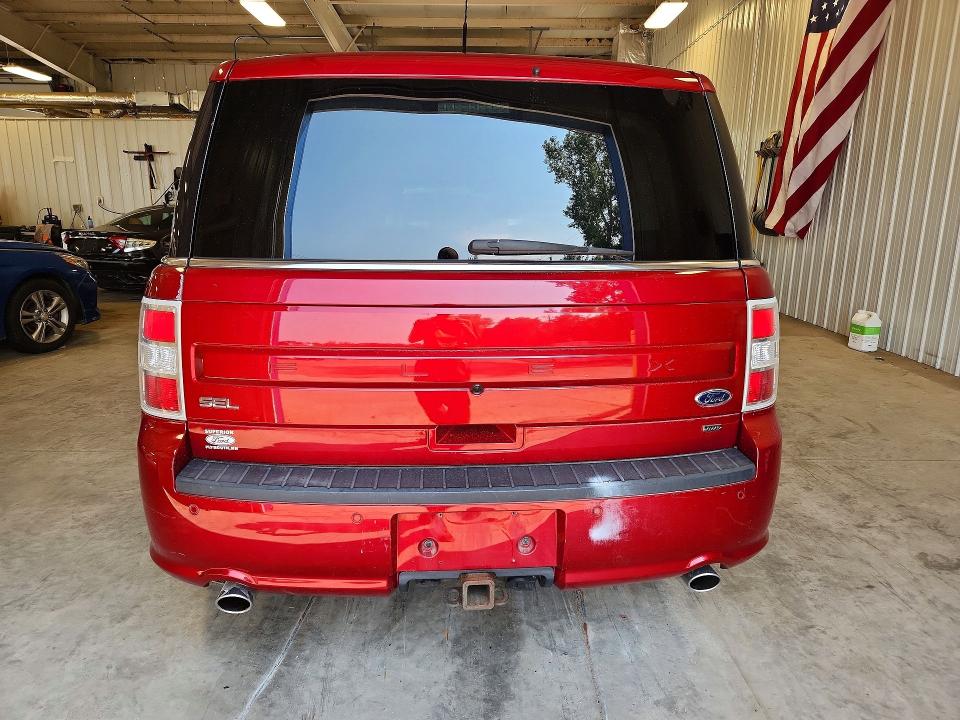 Photo 6 from auction – 2016 FORD FLEX with VIN 2FMHK6C81GBA13362