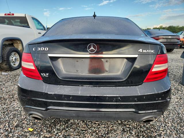 Photo 6 from auction – 2013 MERCEDES-BENZ C with VIN WDDGF8AB1DR288145