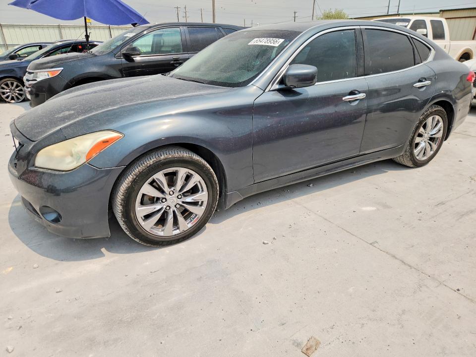 2011 INFINITI M37