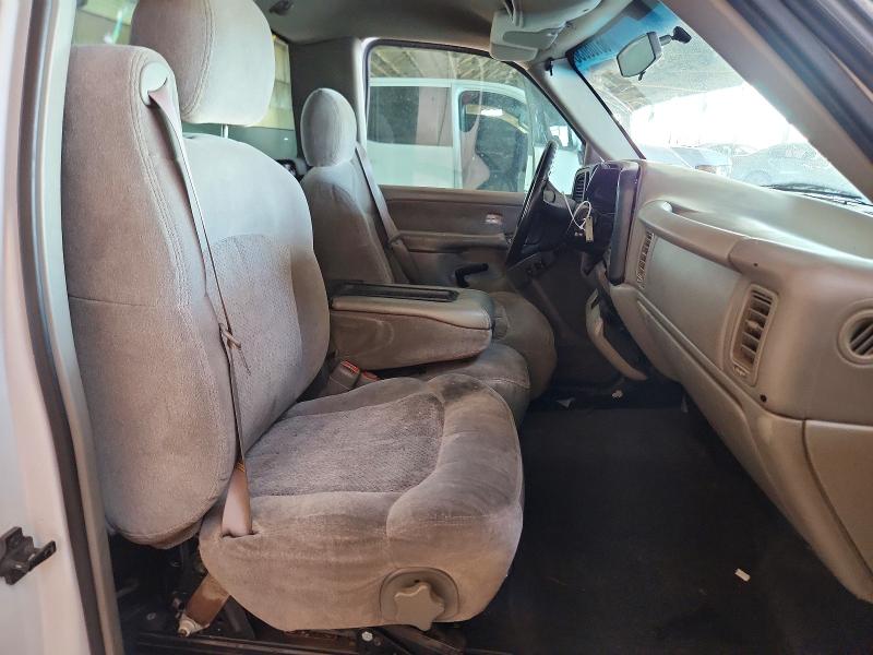 Photo 10 from auction – 2000 CHEVROLET SILVERADO with VIN 1GCEC14T0YZ367706