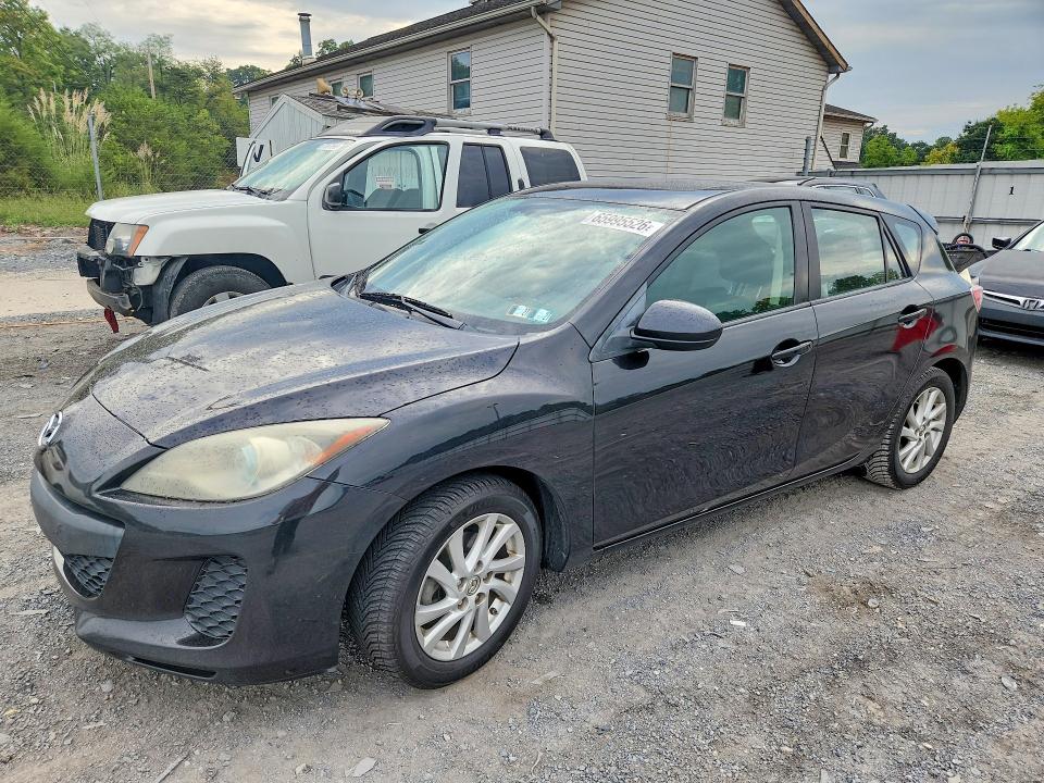 MAZDA 3 2012 with VIN JM1BL1M85C1564408 - Photo from auction