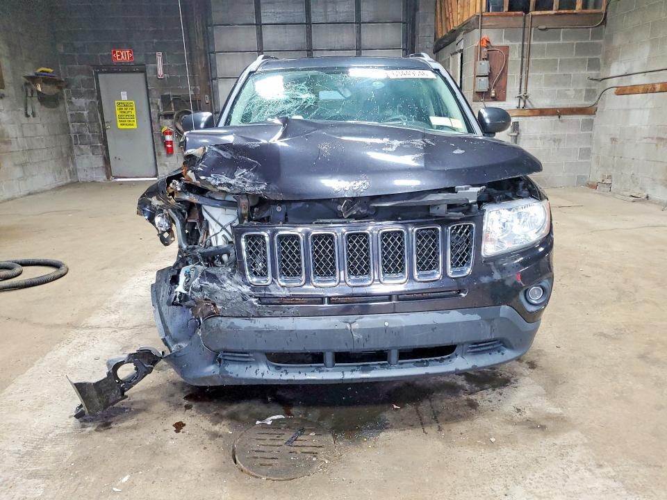 Photo 5 from auction – 2011 JEEP COMPASS with VIN 1J4NF1FB6BD149585