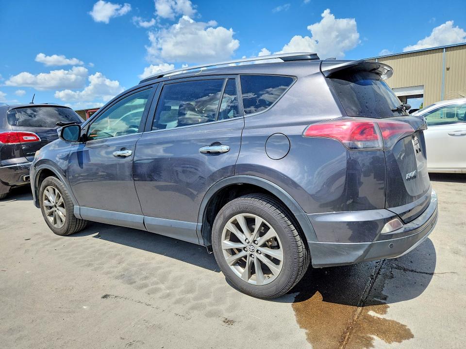 Photo 2 from auction – 2017 TOYOTA RAV4 with VIN JTMYFREV1HJ116727