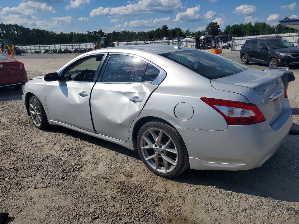 Photo 2 from auction – 2011 NISSAN MAXIMA with VIN 1N4AA5AP7BC840181