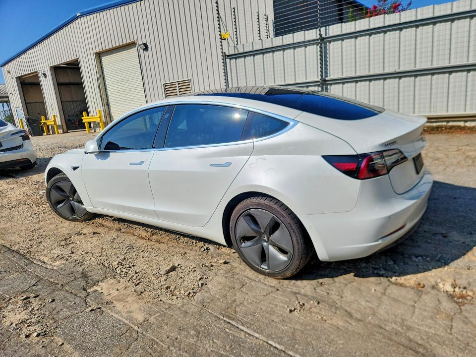 Photo 2 from auction – 2019 TESLA MODEL 3 with VIN 5YJ3E1EA5KF347303
