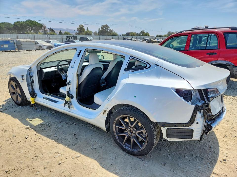 Photo 2 from auction – 2022 TESLA MODEL 3 with VIN 5YJ3E1EA3NF322209