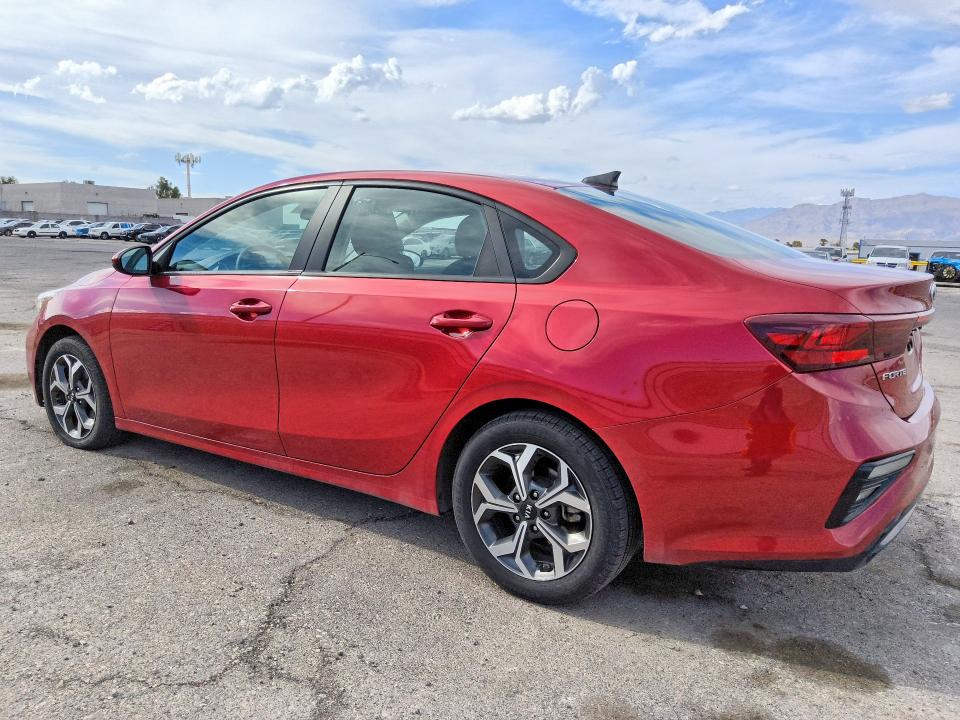 Photo 2 from auction – 2021 KIA FORTE with VIN 3KPF24ADXME362038