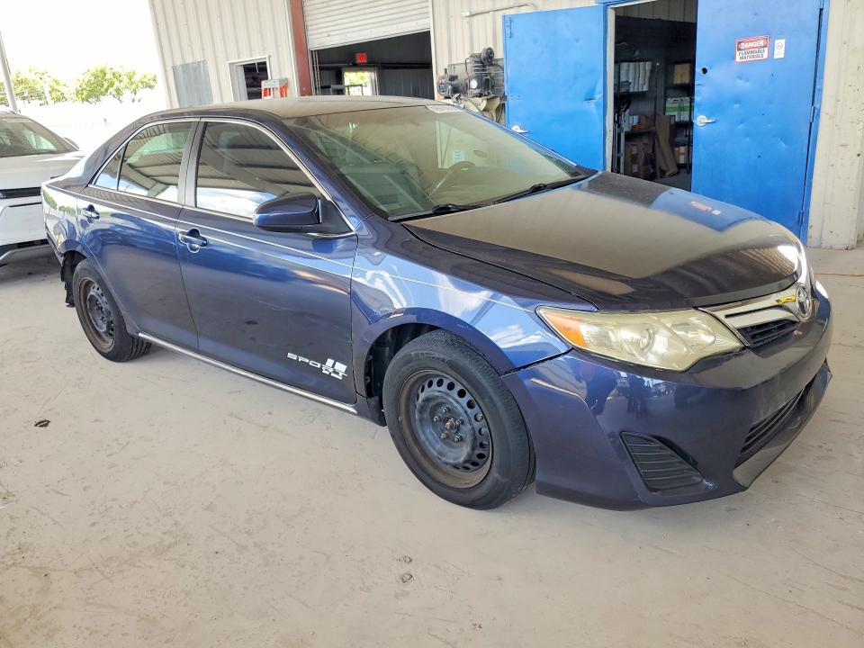 Photo 4 from auction – 2014 TOYOTA CAMRY with VIN 4T4BF1FK5ER416360