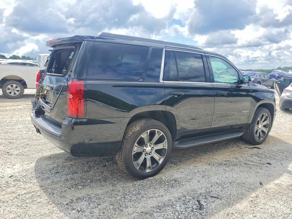 Photo 3 from auction – 2017 CHEVROLET TAHOE with VIN 1GNSCAKC4HR379810