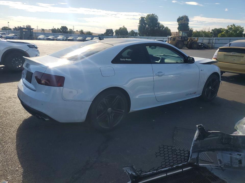 Photo 3 from auction – 2014 AUDI S5 with VIN WAUCGAFRXEA071807