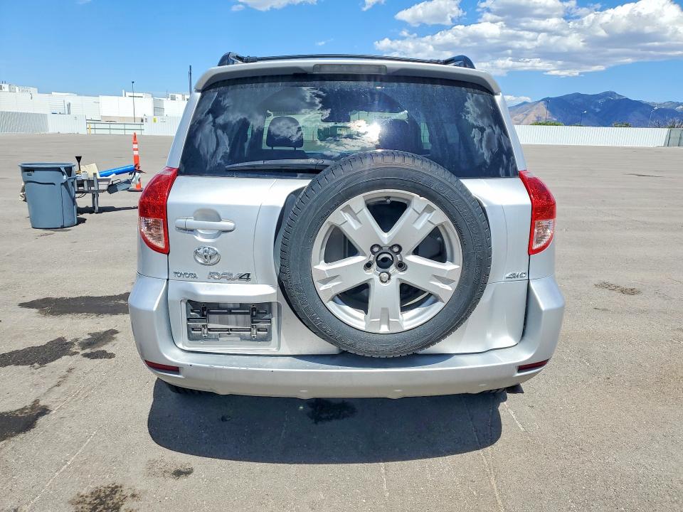 Photo 6 from auction – 2007 TOYOTA RAV4 with VIN JTMBK32V476019168